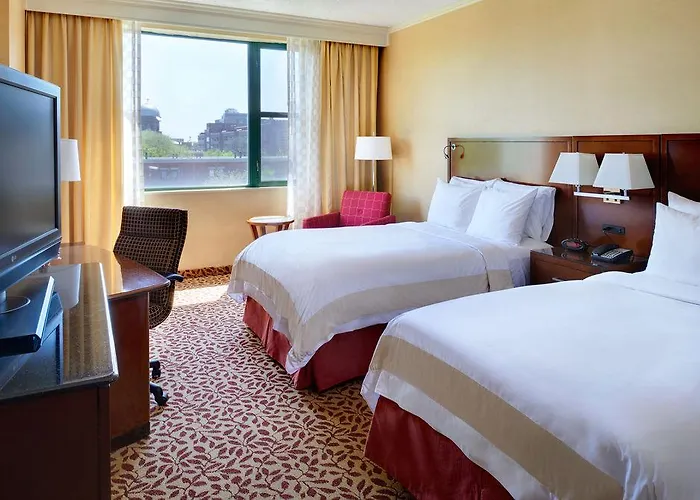 Courtyard By Marriott At Medical District-uic 3* Chicago