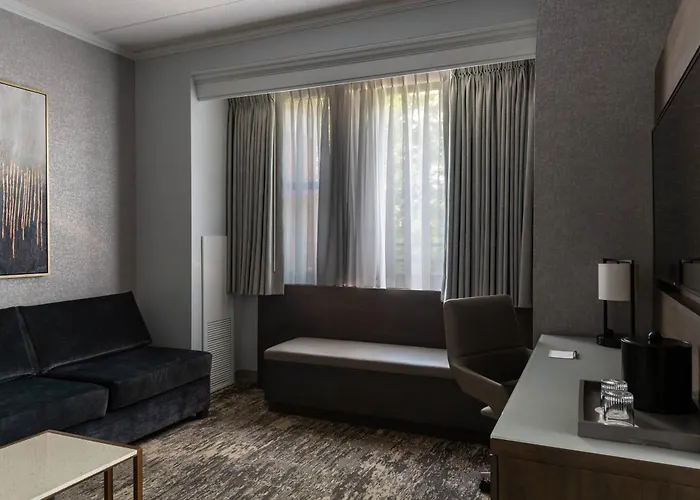 Courtyard By Marriott At Medical District-uic Hotel Chicago