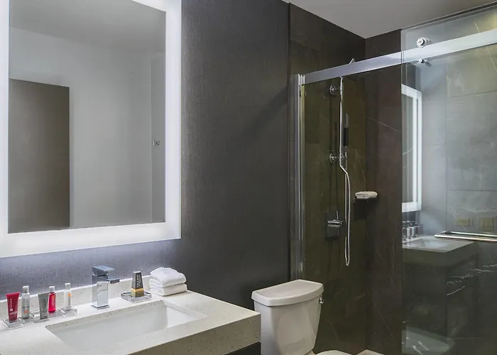 Courtyard By Marriott At Medical District-uic Hotel Chicago