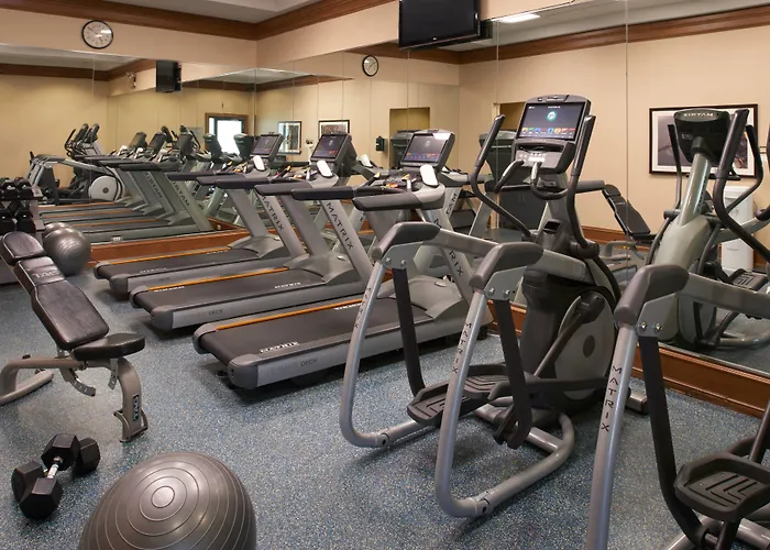 Courtyard By Marriott At Medical District-uic Hotel 3*