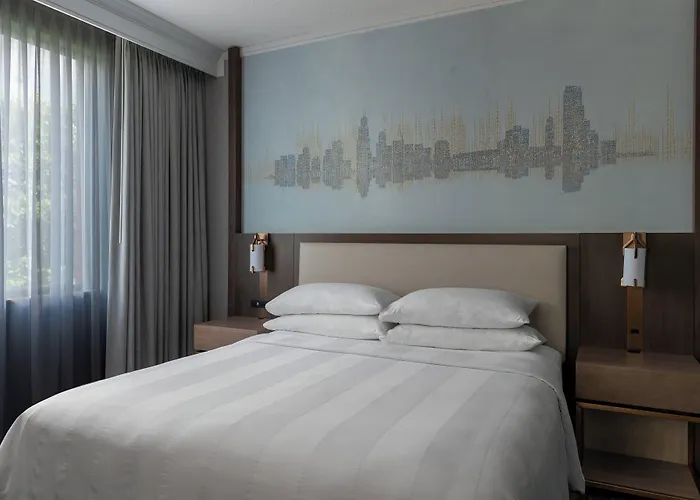 Courtyard By Marriott At Medical District-uic 3*